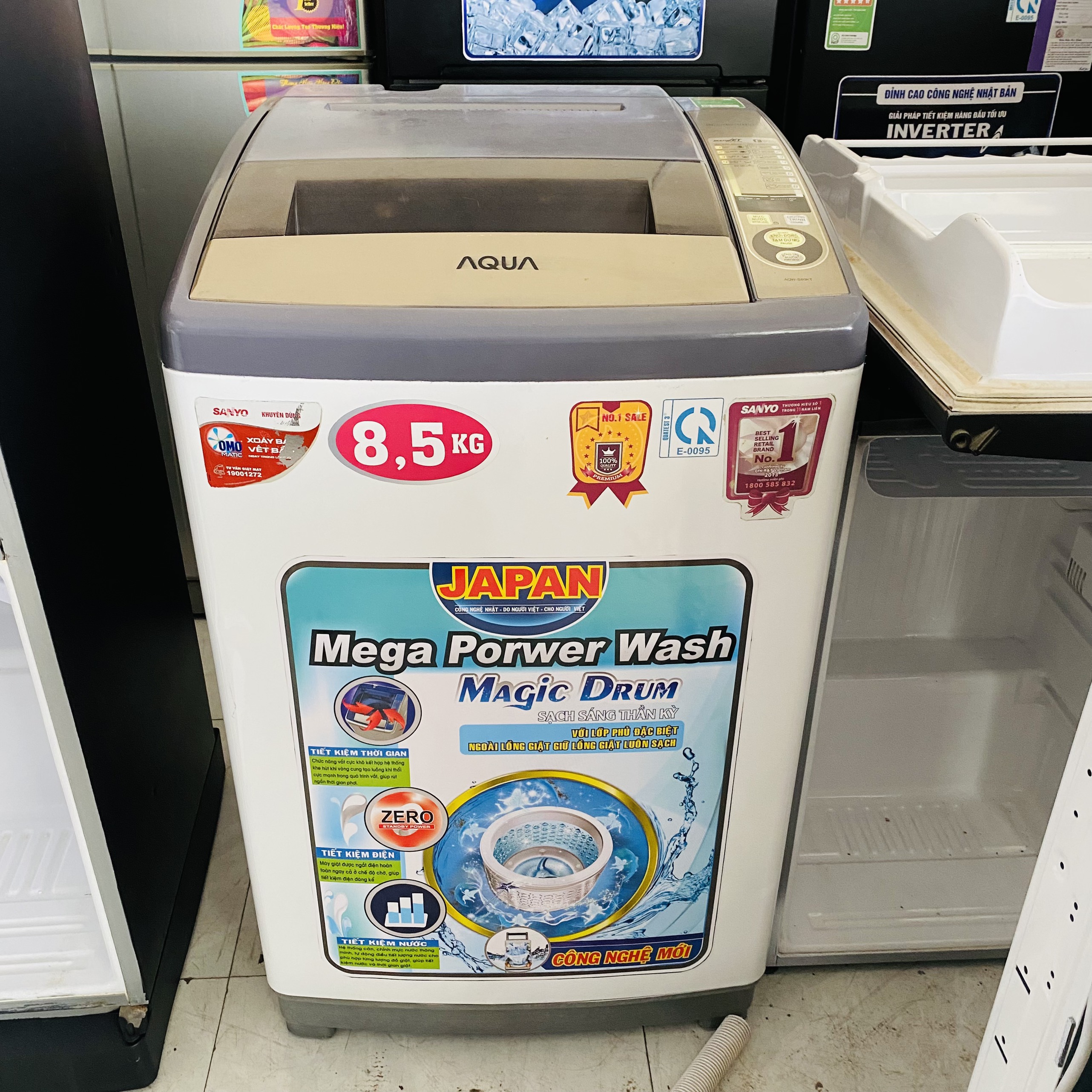 Máy Giặt 8KG Aqua  AQW - S80KT (QSD)