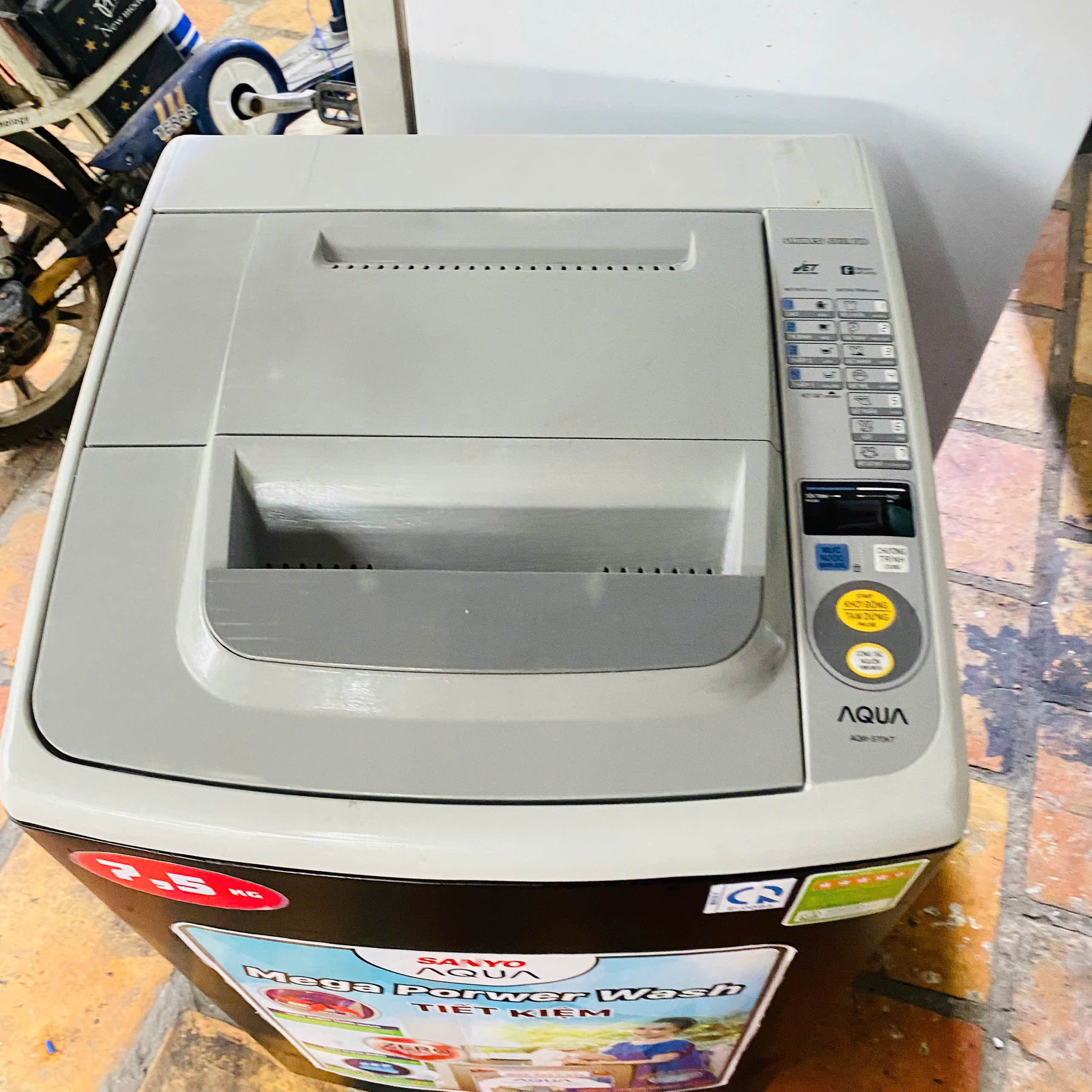  Máy Giặt Sanyo 7Kg ASW - S70V1T QSD — ảnh 3