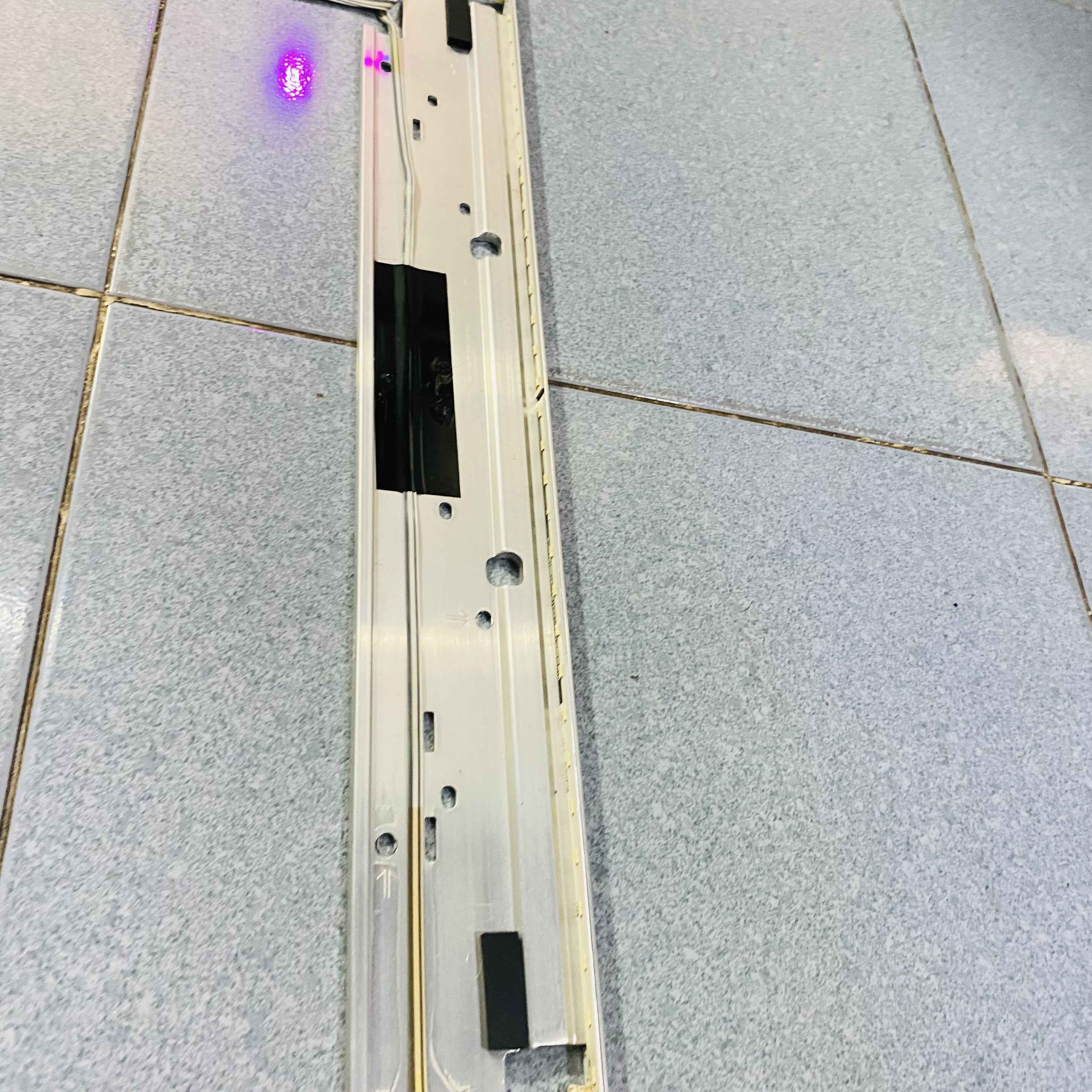 Dải led Tivi Sony KD-43X8000E Full Nhôm Kẹp — ảnh 4