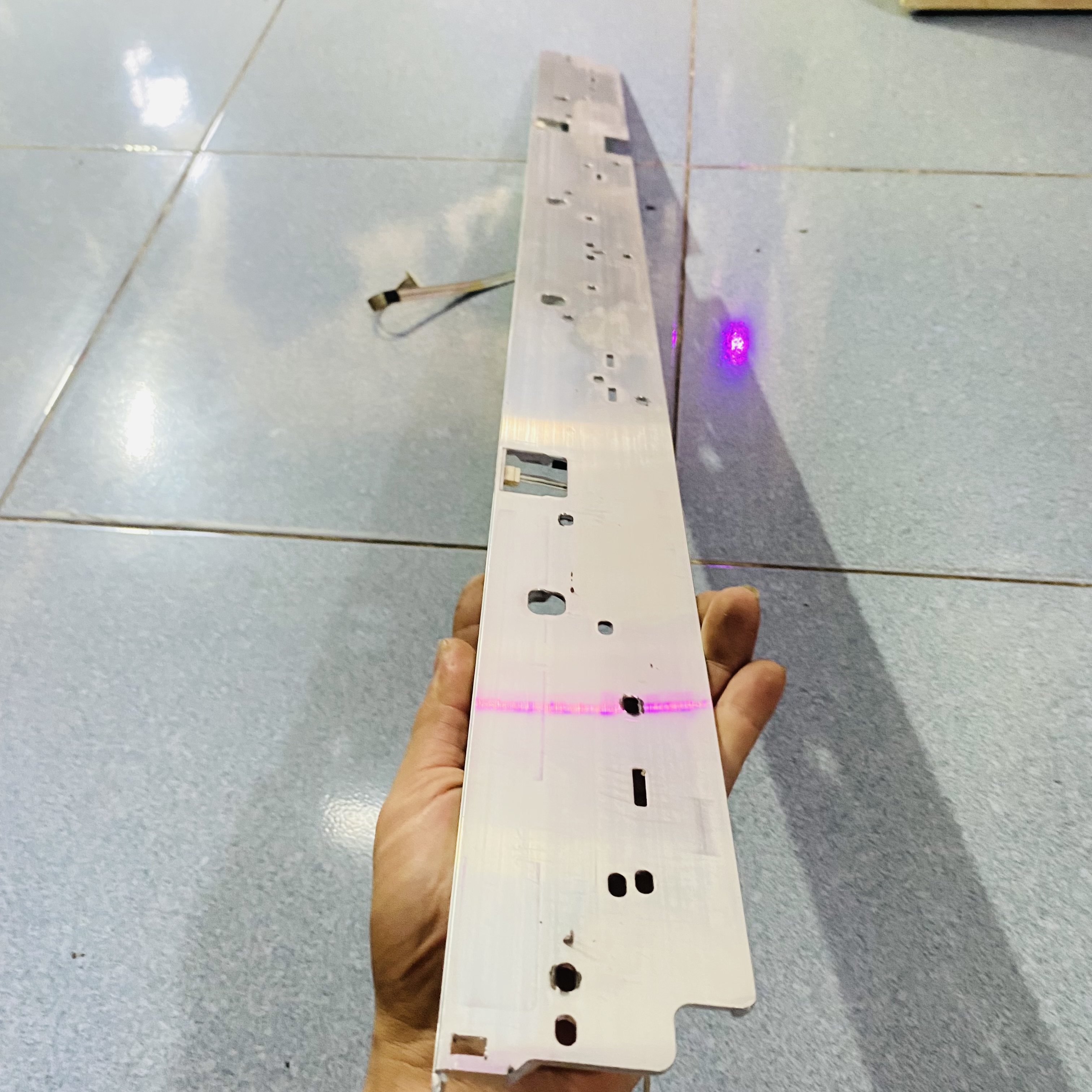 Dải led Tivi Sony KD-43X8000E Full Nhôm Kẹp